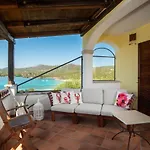 Bianca Pedra Rosa - Your House In Sardinia 골푸아랑시