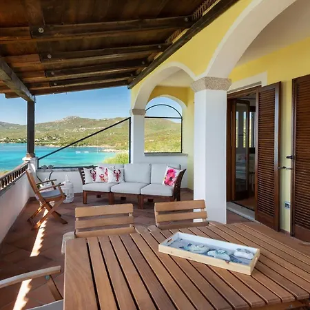 Bianca Pedra Rosa - Your House In Sardinia 골푸아랑시