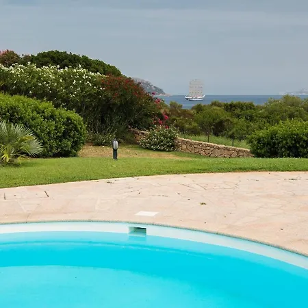Bianca Pedra Rosa - Your House In Sardinia