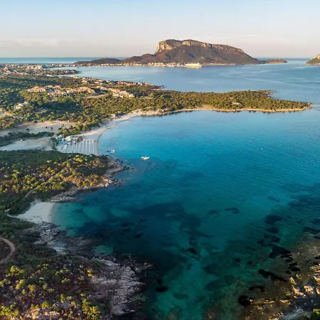 Bianca Pedra Rosa - Your House In Sardinia Golfo Aranci