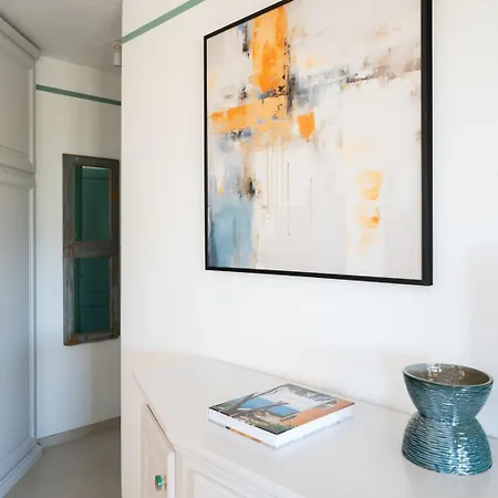 Bianca Pedra Rosa - Your House In Sardinia *