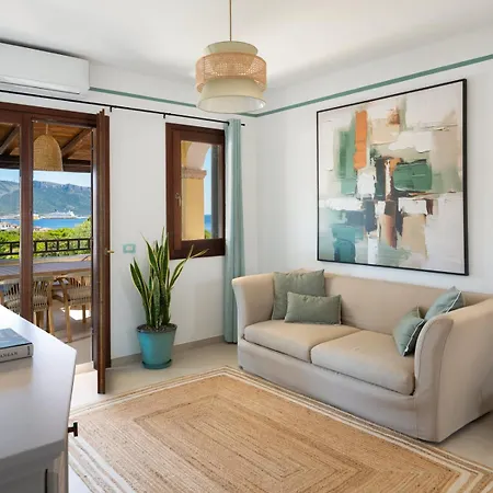 Bianca Pedra Rosa - Your House In Sardinia
