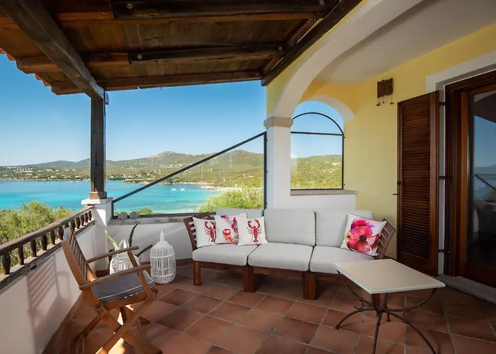Bianca Pedra Rosa - Your House In Sardinia Golfo Aranci